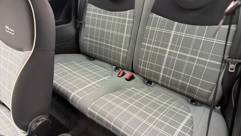 Fiat 500 1.2 Lounge 3dr Dualogic Petrol Hatchback